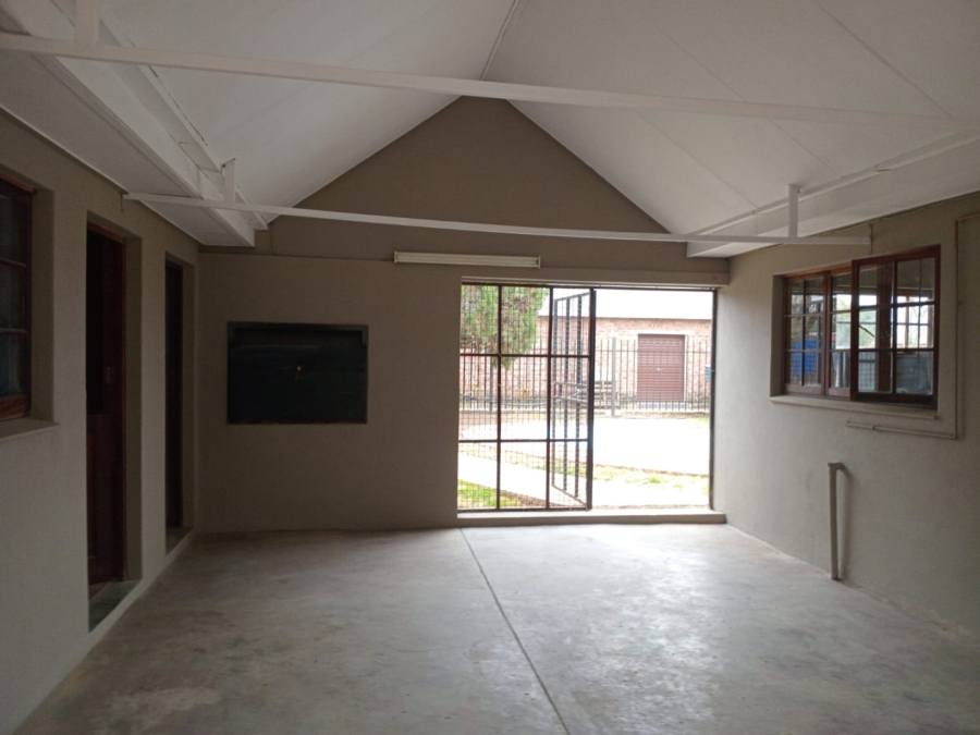 4 Bedroom Property for Sale in Bloemhof North West
